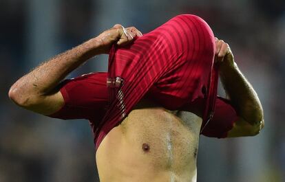 Diego Costa se lamenta tras fallar una ocasión.