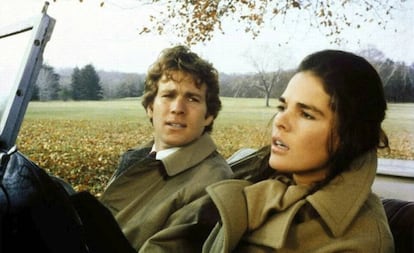 Ryan O'Neil y Ali MacGraw en la película 'Love Story'.