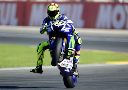 Valentino Rossi en un momento del entrenamiento de esta mañana.