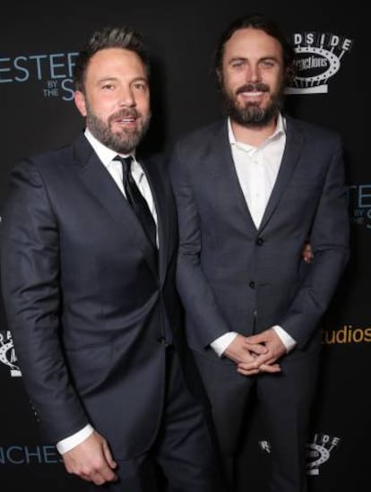 Ben Affleck com seu irmão Casey na apresentação de 'Manchester beira-mar' em 14 de novembro.