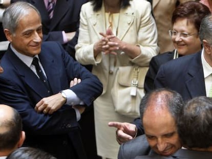 Josep Maria Felip y Rafael Blasco, junto a Francisco Camps, en un acto de apoyo al expresidente.