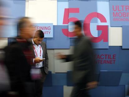 Promoci&oacute;n de la nueva telefon&iacute;a m&oacute;vil 5G.