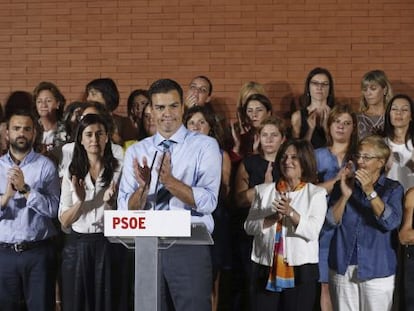 El Secretario General del PSOE, Pedro Sanchez, tras la reunión celebrada hoy para el Acuerdo Social, Político e Institucional contra la violencia de género.