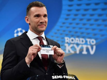 O ex-atacante Andriy Shevchenko participou do sorteio da Champions.