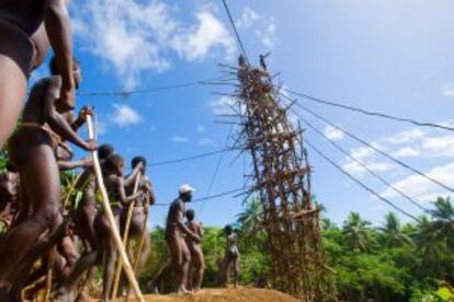 Tradicional ceremonia Nagol, en Vanuatu (Pacífico Sur).