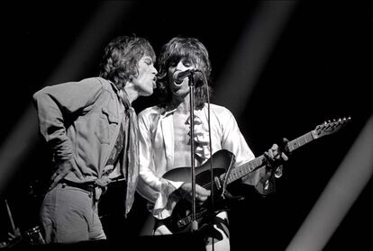 Mick Jagger y Keith Richards en un concierto de los Rolling Stones de 1972.