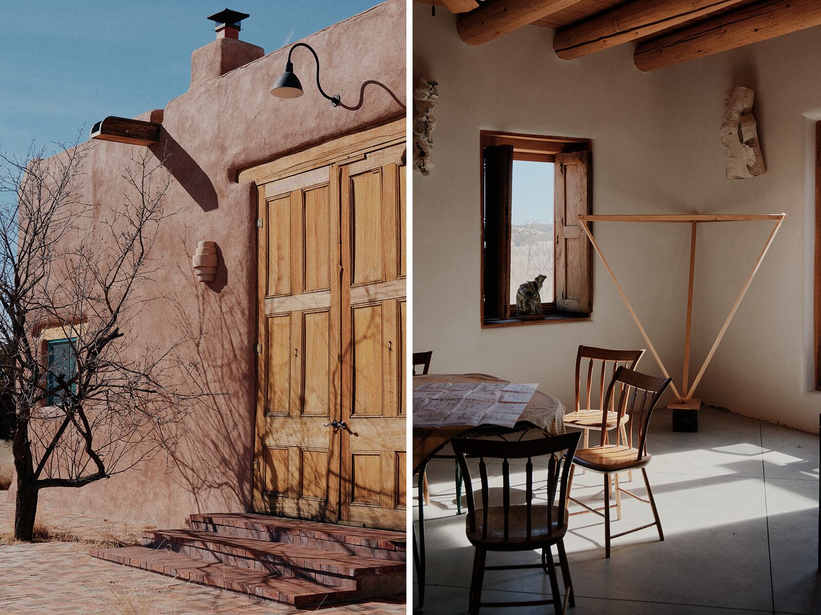 Desde 1997, Lynda Benglis trabaja en un estudio hecho de adobe, que construyó tras una visita a Santa Fe, Nuevo México, donde se enamoró del paisaje. El propio estudio es de alguna forma una galería donde ver algunos elementos característicos de su obra.
