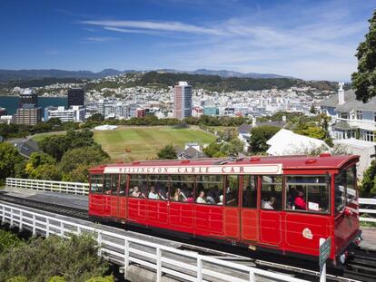 Un funicular en la colina de Kulburn, donde se encuentra el jardín botánico de Wellingotn.