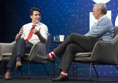 El primer ministro canadiense, Justin Trudeau (derecha). 
