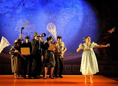 Els Joglars, en un ensayo de <i>La cena</i> en el teatro Lope de Vega de Sevilla.