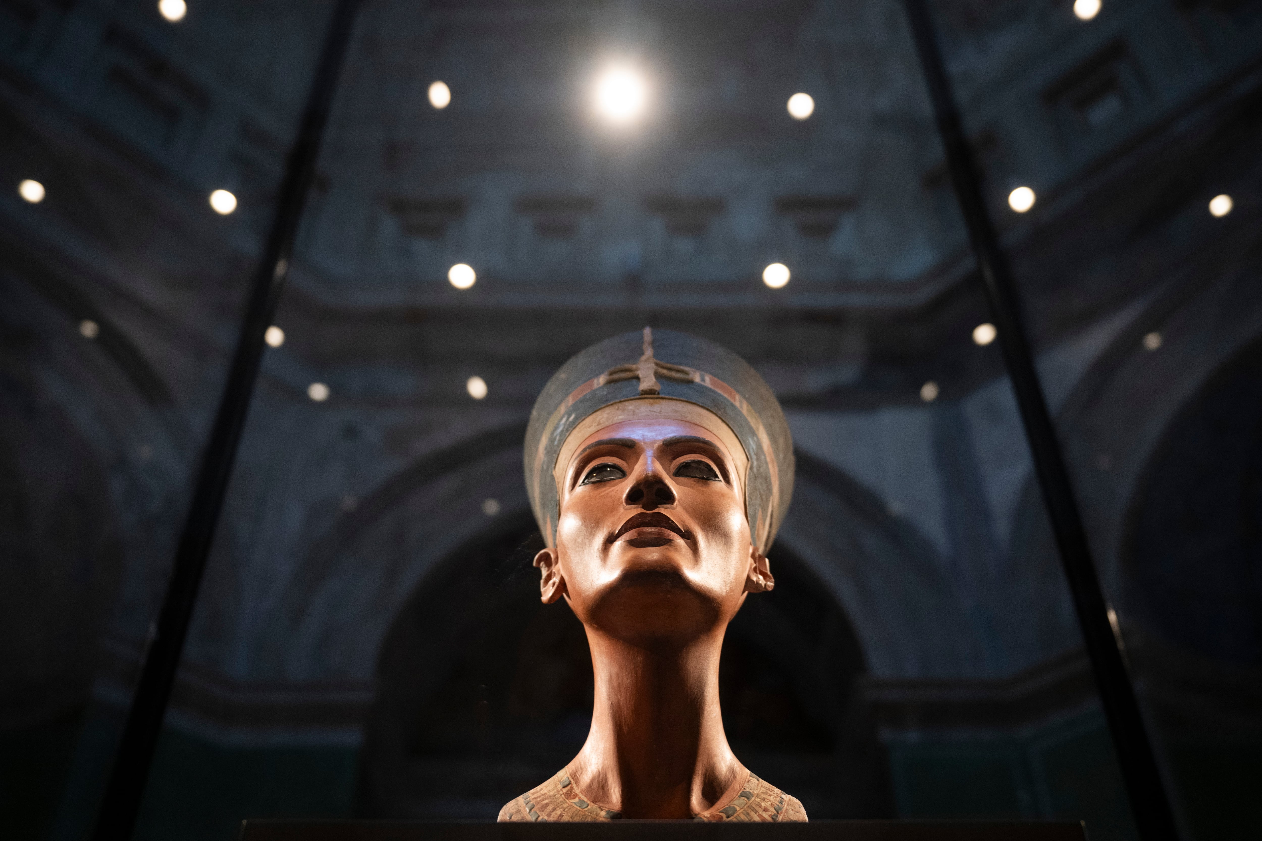 Un siglo de fascinación por Nefertiti