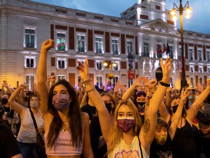 Manifestación en contra de la violencia machista en la Puerta del Sol, en Madrid, el pasado día 11. /