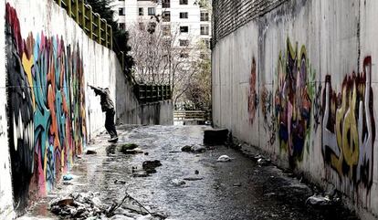 Una pintada en Teherán realizada durante la película 'Writing On The City', cuyo director, Keywan Karimi, ha sido condenado por ofensas a la religión.