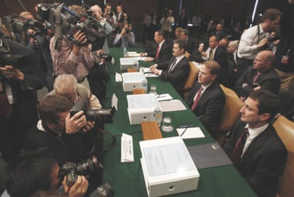 Directivos de Goldman Sachs, durante su declaración en abril ante una comisión de investigación del Senado.