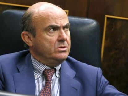 El ministro de Economía y Competitividad, Luis de Guindos, el pasado jueves, durante el debate del decreto del fondo de liquidez.