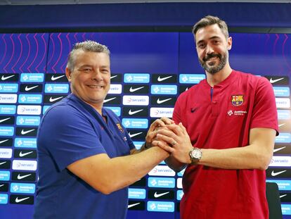 Xavi Pascual y Raúl Entrerríos, poco antes de una rueda de prensa para hablar sobre la Final Four de Colonia.