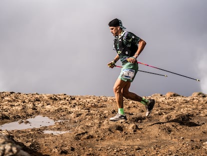 El fondista catalán, Pau Capell, en la pasada edición de la Transgrancanaria Classic, en Gran Canaria.