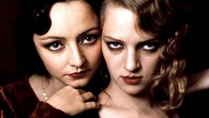 Maria de Medeiros y Uma Thurman, en 'Henry and June', basada en los escritos de Miller.