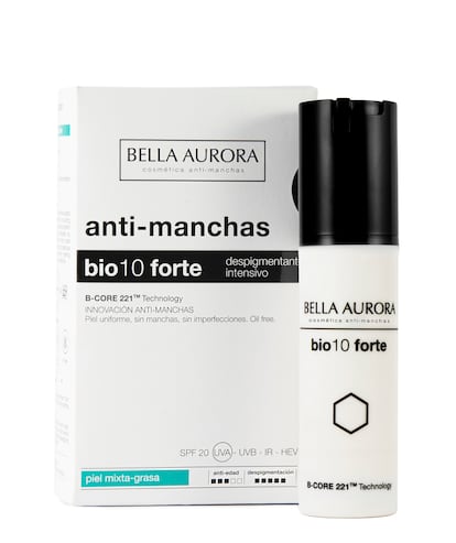 El tratamiento despigmentante intensivo anti-manchas bio10 forte de Bella Aurora actúa como cuidado seborregulador específico para piel mixta-grasa.