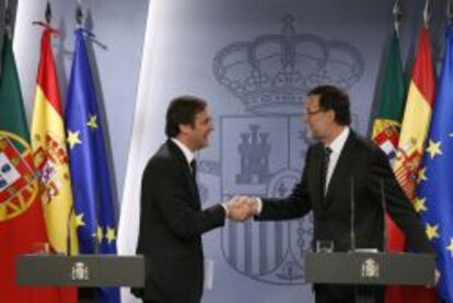 El primer ministro portugu&eacute;s, Pedro Passos Coelho  y el presidente del Gobierno espa&ntilde;ol, Mariano Rajoy.