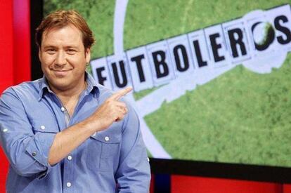 Enrique Marqu&eacute;s, presentador del espacio de Marca TV &#039;Futboleros&#039;
