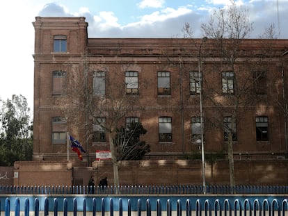 Fachada de la residencia de ancianos La Paz de Madrid, donde se confirmaron esta semana contagios de coronavirus en residentes y personal sanitario.