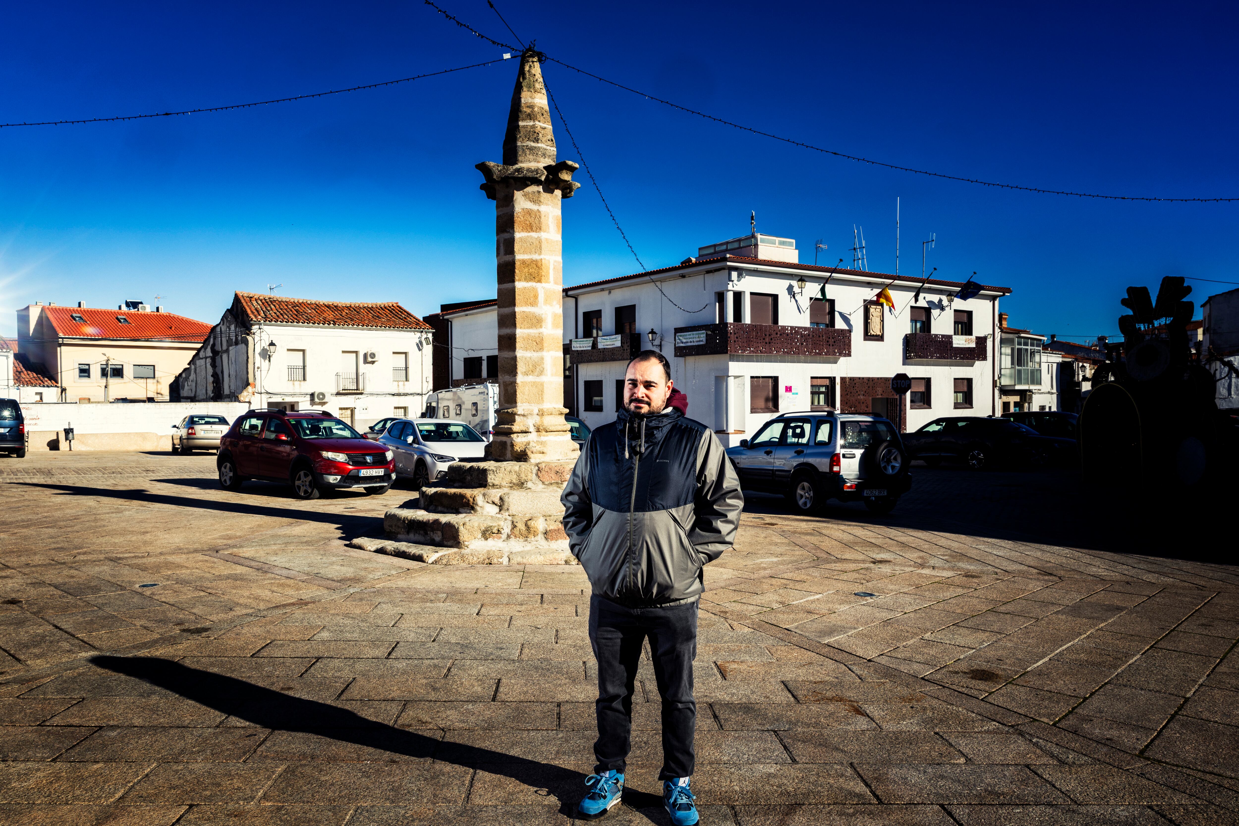 Rubén Gallego, trabajador de la central nuclear de Almaraz, en Almaraz (Cáceres). 