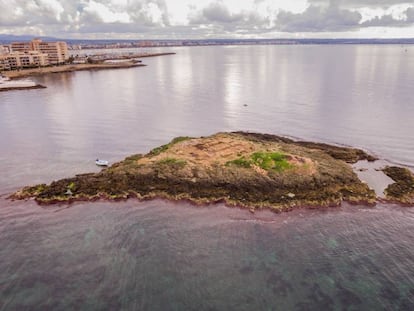 Islote de Sa Galera, frente a la ciudad de Palma de Mallorca.