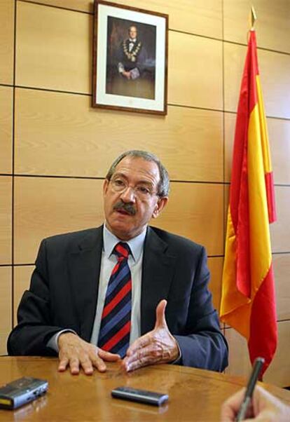Antonio Vercher, en su despacho.