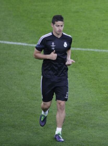 James entrena en el estadio de la Juve.