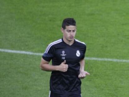 James entrena en el estadio de la Juve.