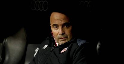 Sampaoli en la ida frente al Real Madrid.