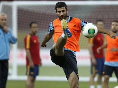 Albiol, en un entrenamiento con la selección.