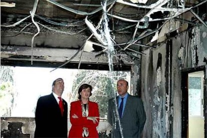 Alicia de MIguel, en el centro durante su visita a la residencia San Lorenzo de Brindis el pasado jueves.