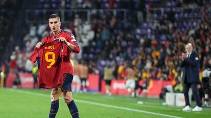 Ferran Torres dedica su gol a Gavi, lesionado durante el encuentro.