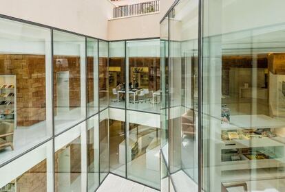 Un dels interiors de la nova biblioteca de Sant Gervasi. / marco ambrosini