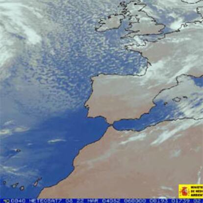 Fotografía de la península a las 6.00 horas de hoy obtenida por el satélite Meteosat.
