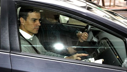 Pedro Sánchez llega a la sede socialista este viernes.