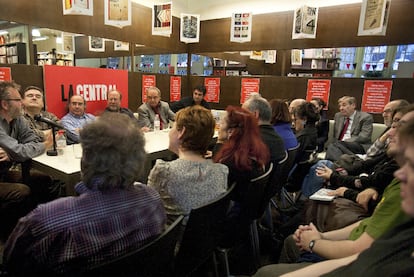 Carlin (izquierda), Pàmies, Espadaler, Munné, Vila-Matas y Puntí, alineados ayer en Barcelona.