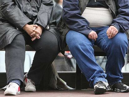 Dos ciudadanos obesos, en la ciudad inglesa de Manchester.