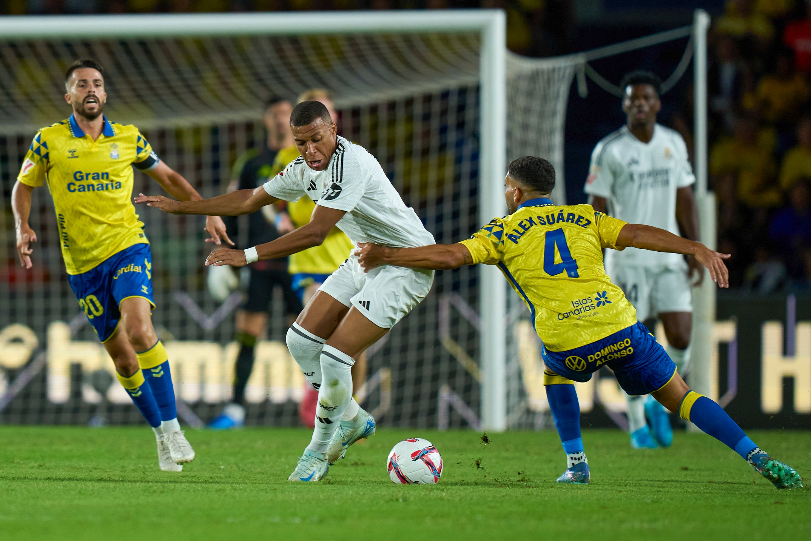 El Madrid también encalla en Las Palmas 