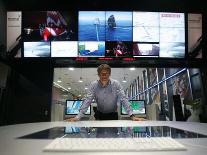 Knut Frostad, en el salón de control de la regata en Alicante.