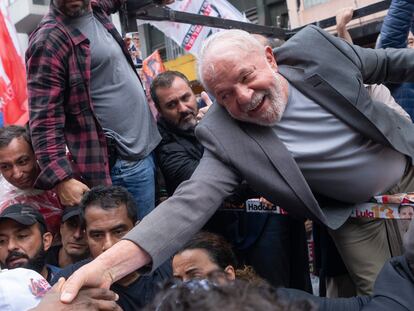 Lula da Silva con sus simpatizantes en el cierre de campaña del pasado sábado.
