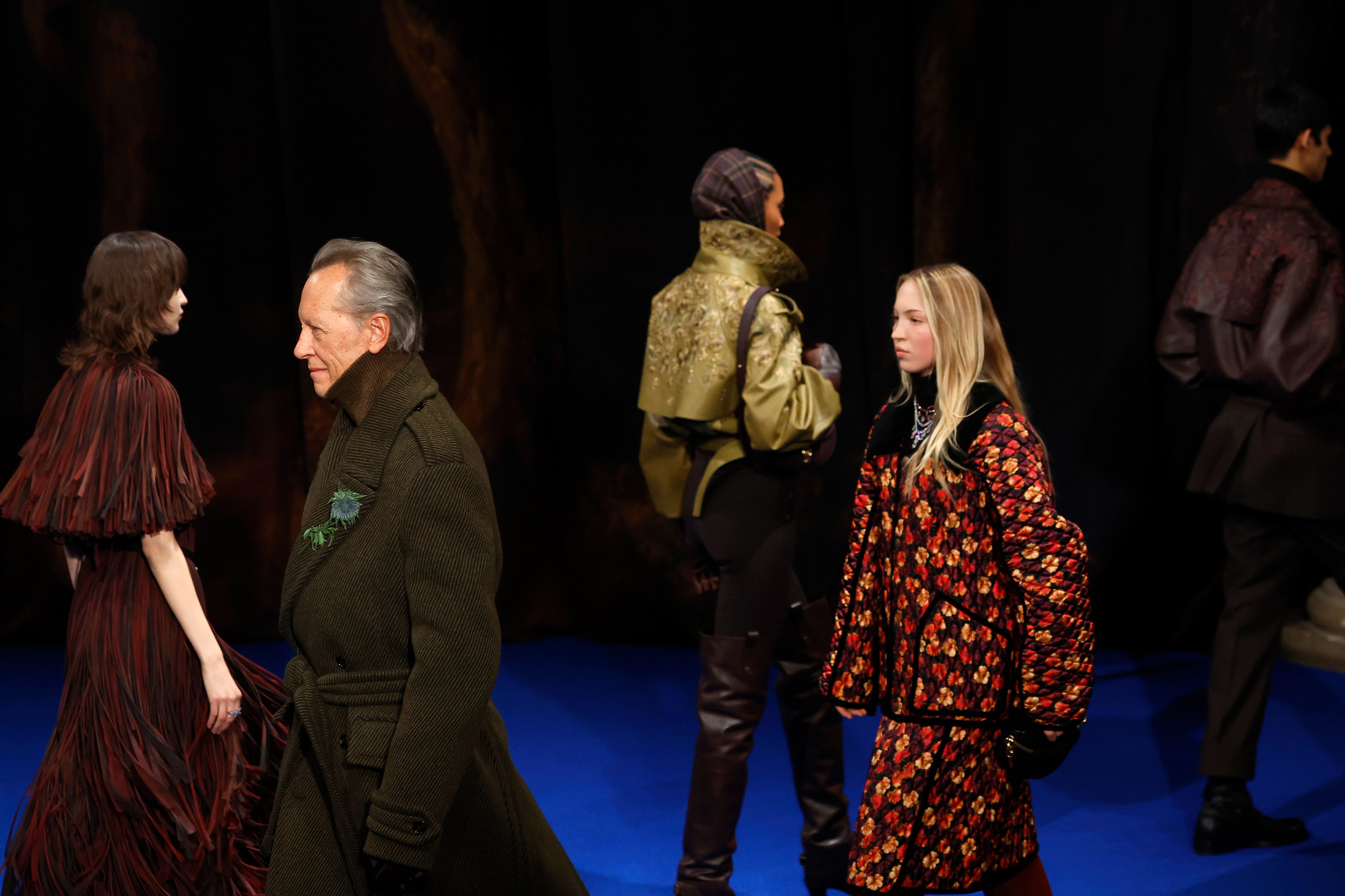 La semana de la moda de Londres resiste y brilla pese a tenerlo casi todo en contra