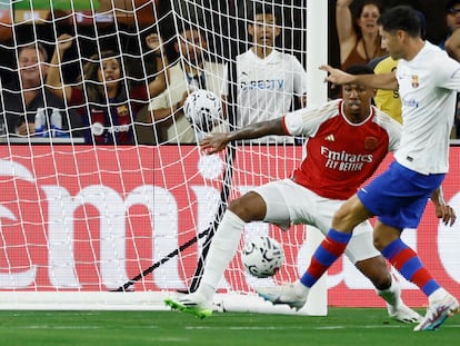 Lewandowski durante el encuentro entre el Arsenal y el Barça, el miércoles en el Sofi Stadium de Los Ángeles.