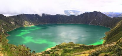 La laguna del Quilotoa est&aacute; sobre un volc&aacute;n activo.