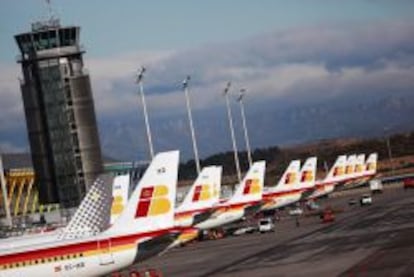 Aviones de Iberia en el aeropuerto madrile&ntilde;o de Barajas.