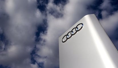 Logo de Audi en la sede de Bruselas.