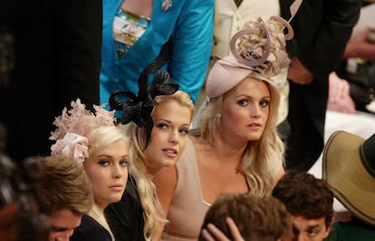 Amelia, Eliza y Kitty Spencer, hijas del conde Earl Spencer en la boda de su primo, el príncipe Guillermo, en abril de 2011.