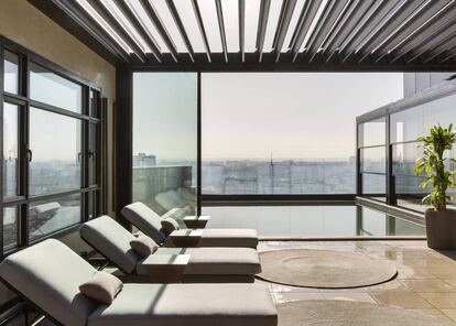 Terrassa del Radisson Blu. | Manolo Yllera